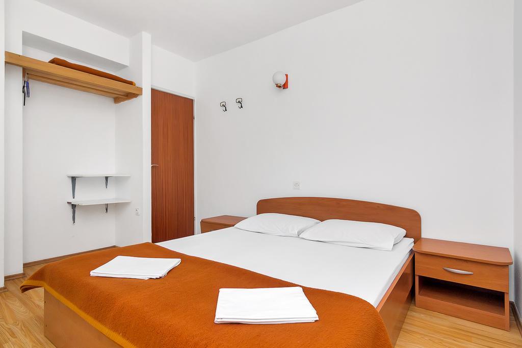 Apartmani Cico Gdinj 외부 사진