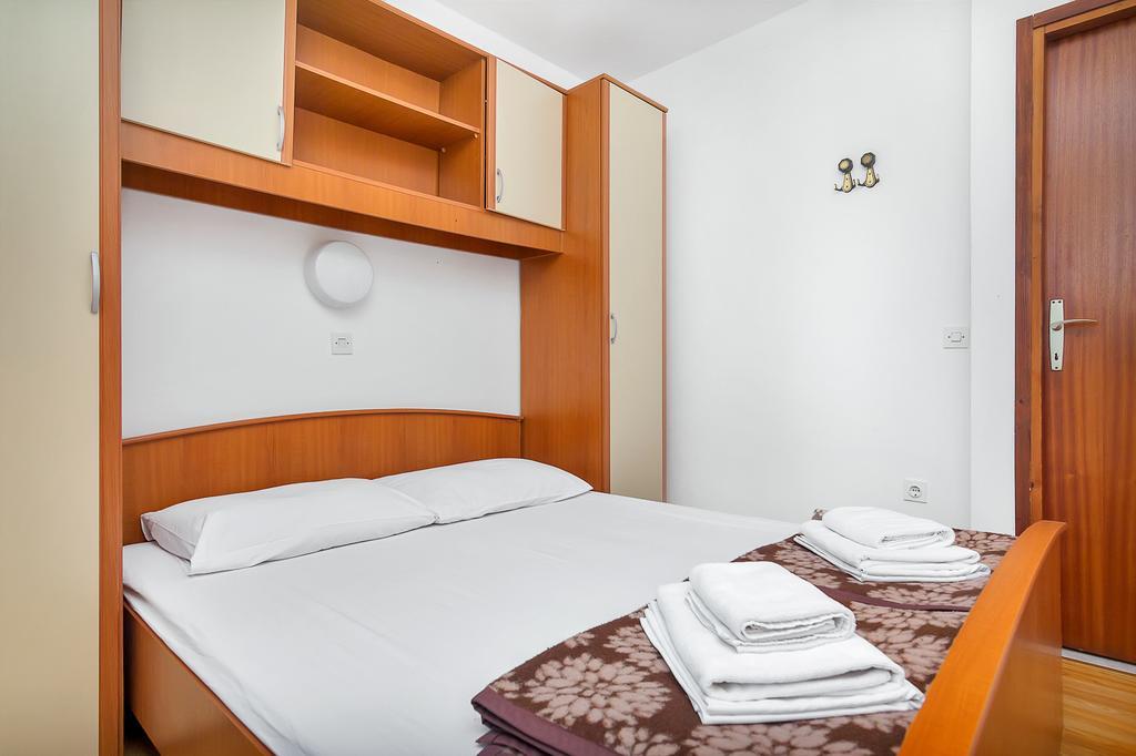 Apartmani Cico Gdinj 외부 사진